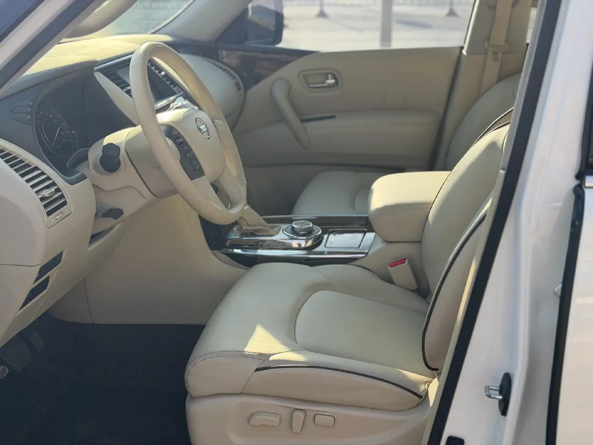 2018 Nissan Patrol 4.0L 279HP V6 7AT,autocango,china used car exporter,china ev exporter,chinese used car exporter,chinese used ev exporter