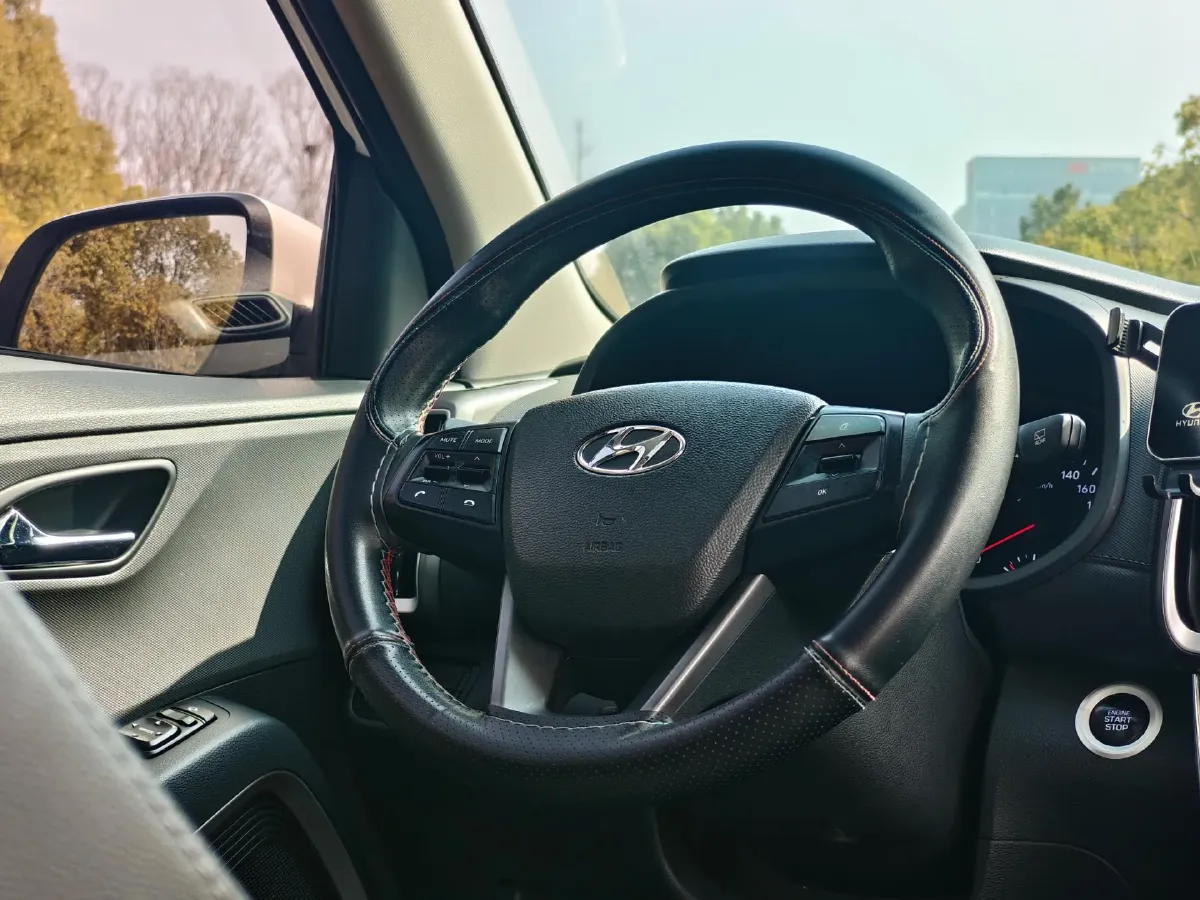 2018 Hyundai ix35 2.0L 160HP L4 6AT,autocango,china used car exporter,china ev exporter,chinese used car exporter,chinese used ev exporter