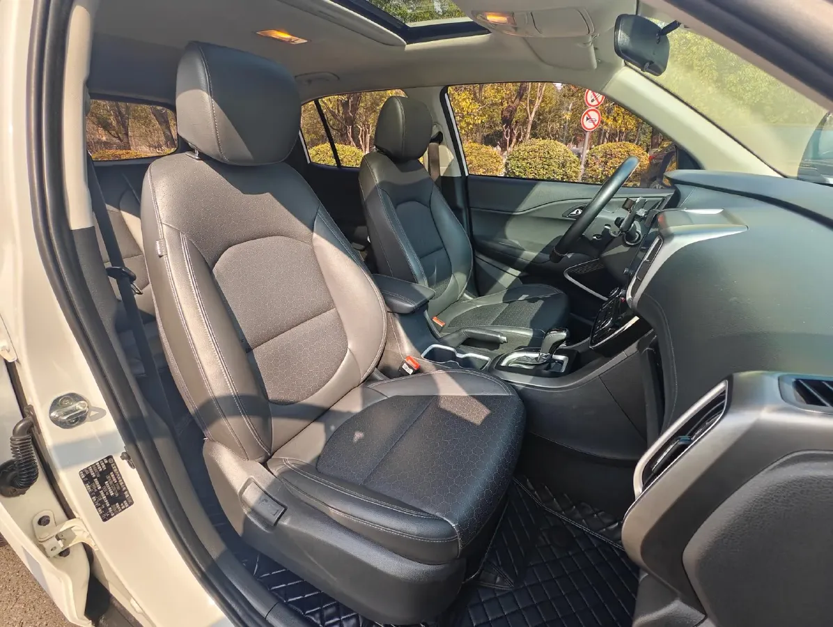 2018 Hyundai ix35 2.0L 160HP L4 6AT,autocango,china used car exporter,china ev exporter,chinese used car exporter,chinese used ev exporter