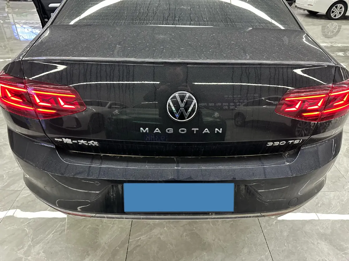 2024 Volkswagen Magotan 2.0T 186HP L4 7DCT,autocango,china used car exporter,china ev exporter,chinese used car exporter,chinese used ev exporter