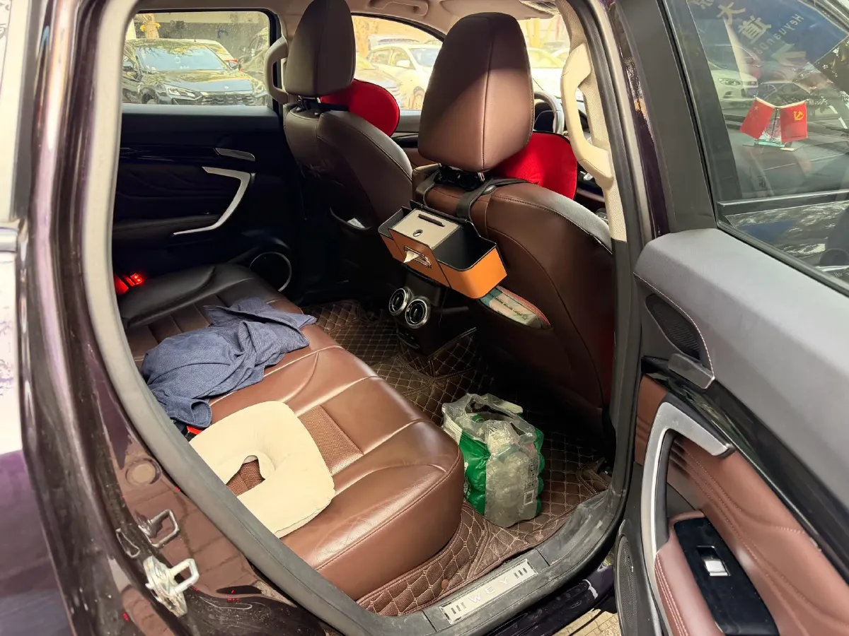 2017 WEY VV7 2.0T 234HP L4 7DCT,autocango,china used car exporter,china ev exporter,chinese used car exporter,chinese used ev exporter