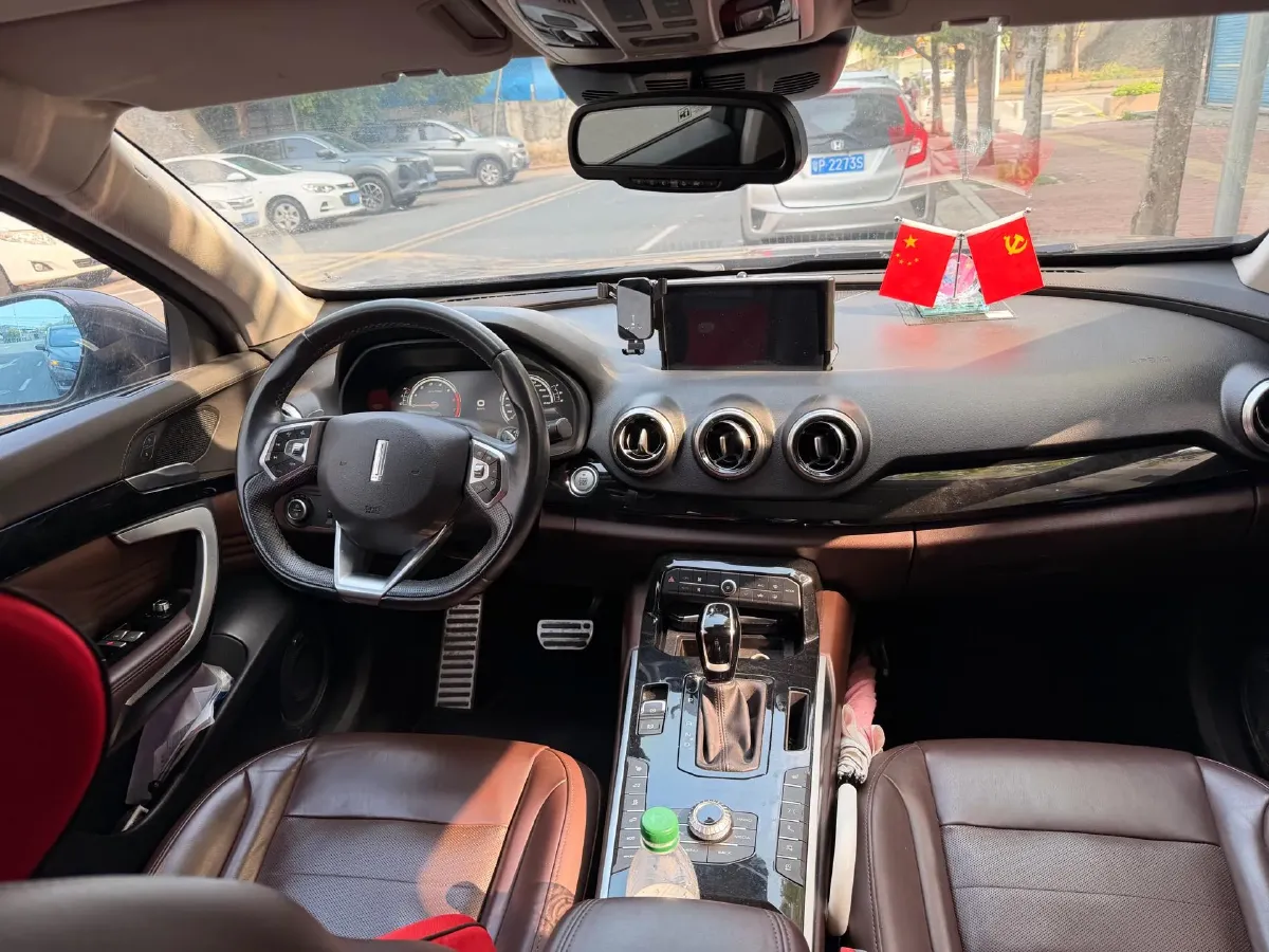 2017 WEY VV7 2.0T 234HP L4 7DCT,autocango,china used car exporter,china ev exporter,chinese used car exporter,chinese used ev exporter