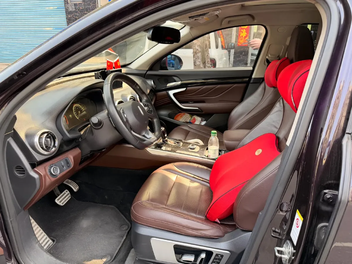 2017 WEY VV7 2.0T 234HP L4 7DCT,autocango,china used car exporter,china ev exporter,chinese used car exporter,chinese used ev exporter