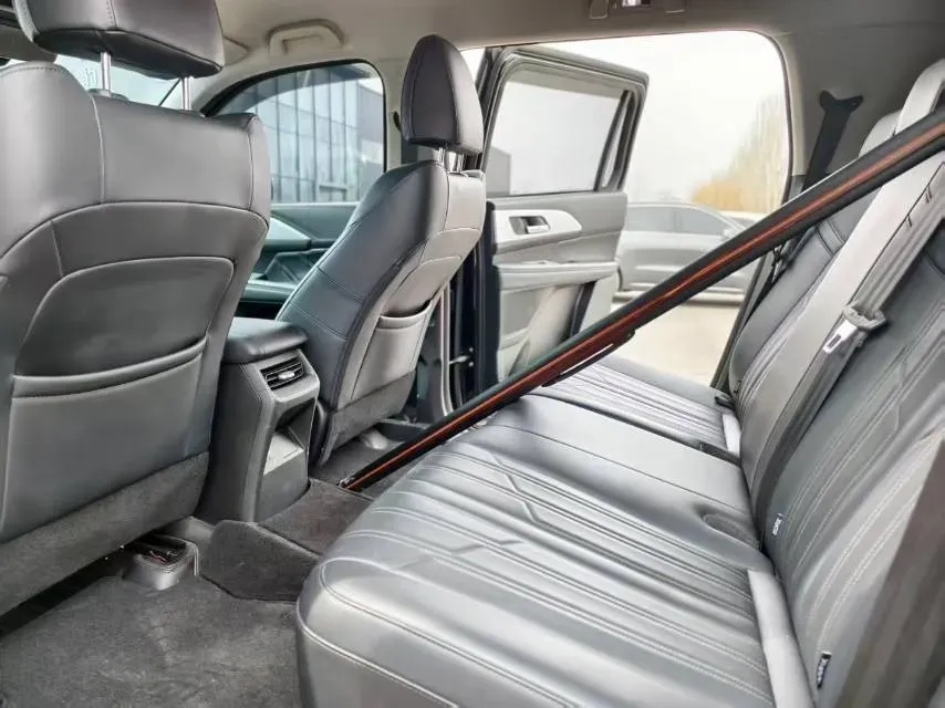 2023 Haval H5 2.0T 224HP L4 8AT,autocango,china used car exporter,china ev exporter,chinese used car exporter,chinese used ev exporter