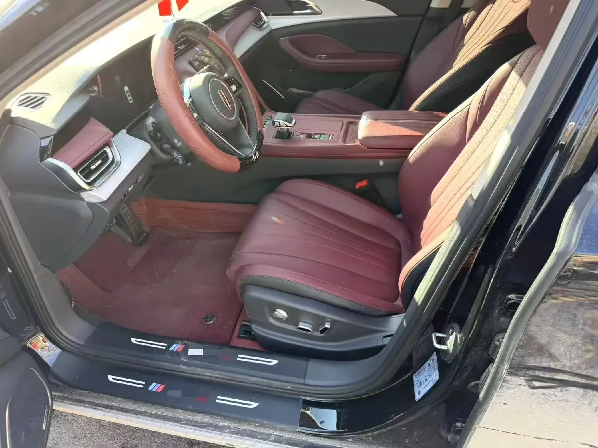 2024 HongQi H5 2.0T 224HP L4 8AT,autocango,china used car exporter,china ev exporter,chinese used car exporter,chinese used ev exporter