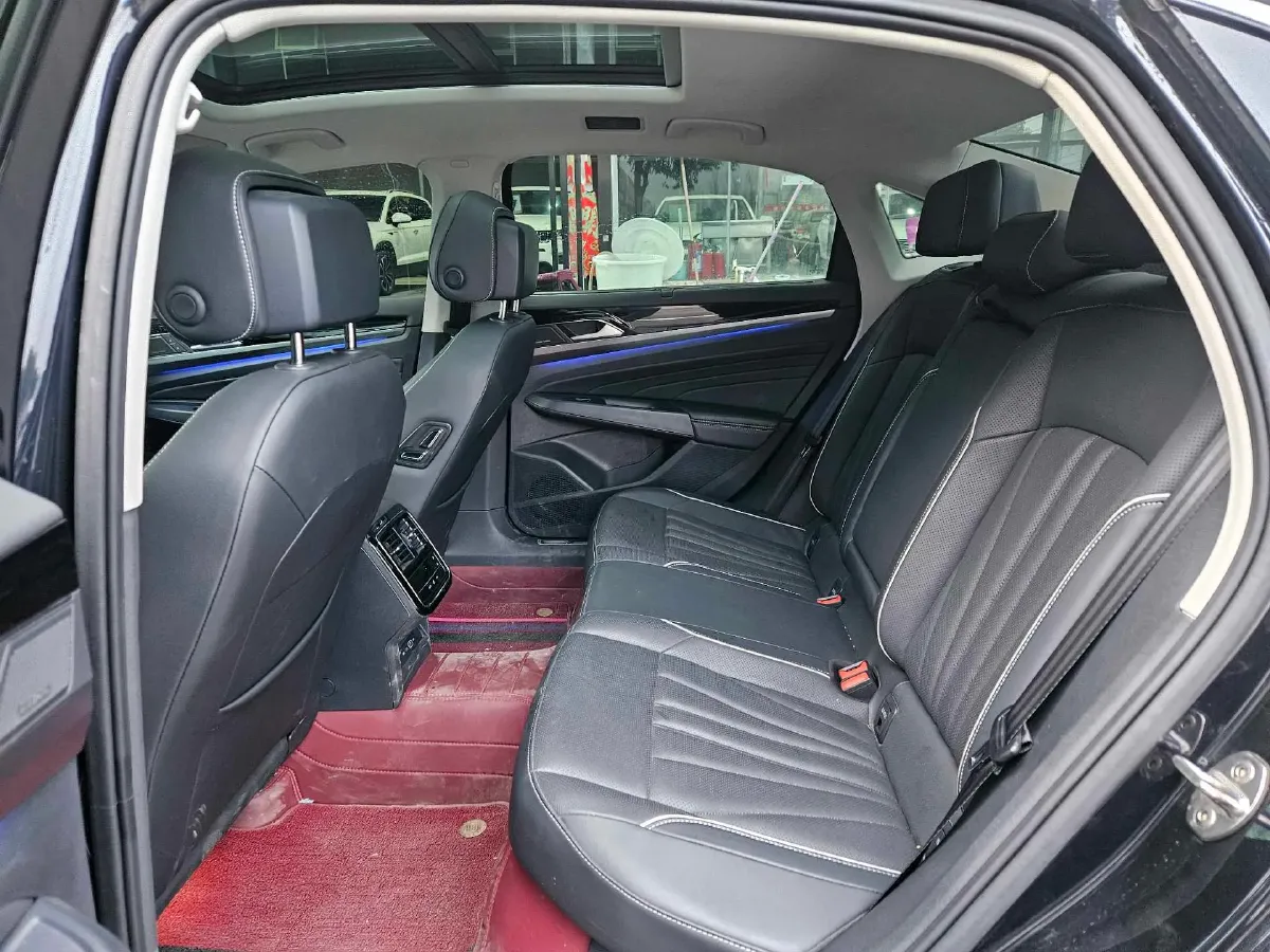 2024 Volkswagen Passat 2.0T 220HP L4 7DCT,autocango,china used car exporter,china ev exporter,chinese used car exporter,chinese used ev exporter