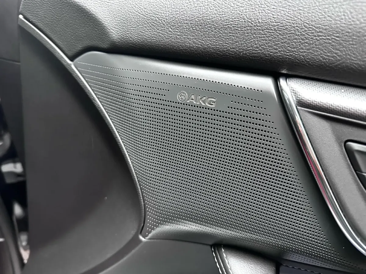 2024 Cadillac CT5 2.0T 237HP L4 10AT,autocango,china used car exporter,china ev exporter,chinese used car exporter,chinese used ev exporter