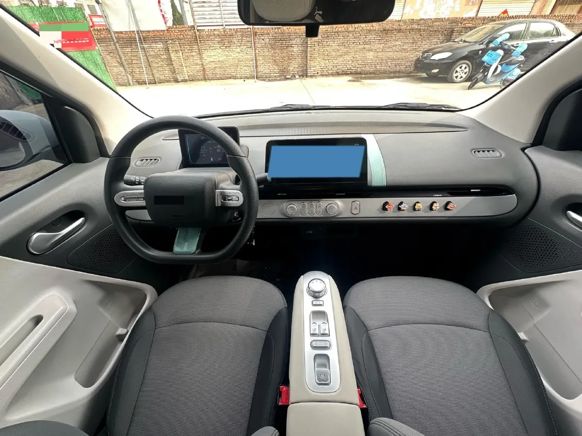 2025 LingBox BOX BEV 19.2KWH,autocango,china used car exporter,china ev exporter,chinese used car exporter,chinese used ev exporter