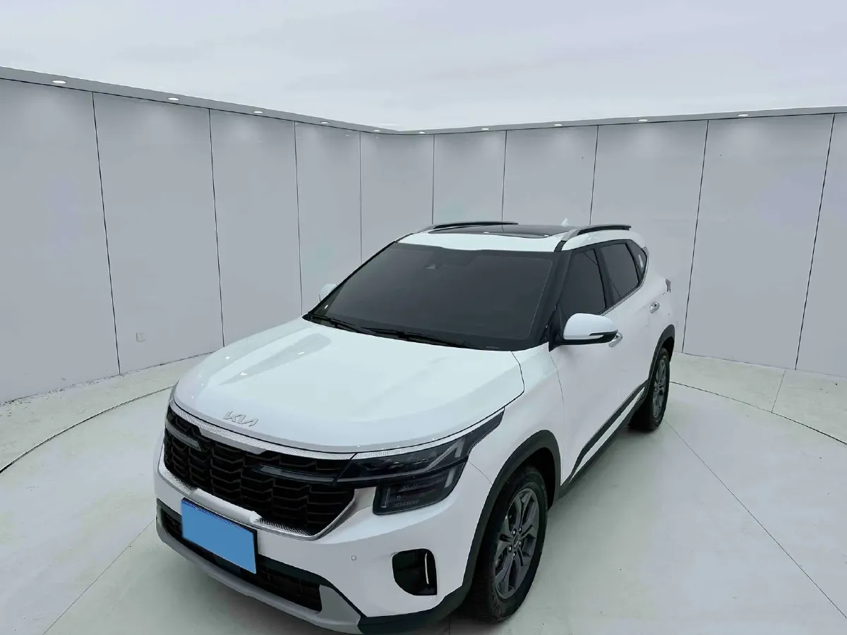 2023 Kia Seltos 1.5L 115HP L4 CVT,autocango,china used car exporter,china ev exporter,chinese used car exporter,chinese used ev exporter