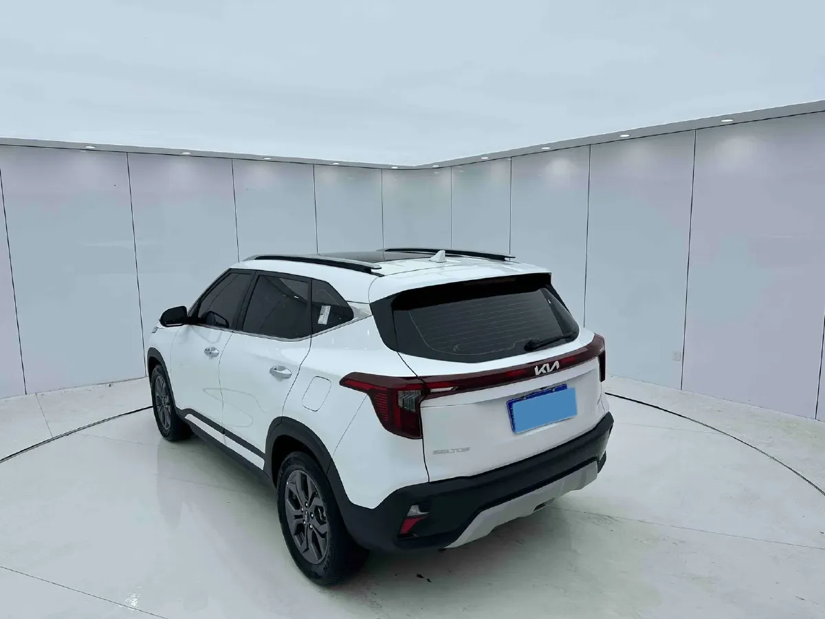 2023 Kia Seltos 1.5L 115HP L4 CVT,autocango,china used car exporter,china ev exporter,chinese used car exporter,chinese used ev exporter