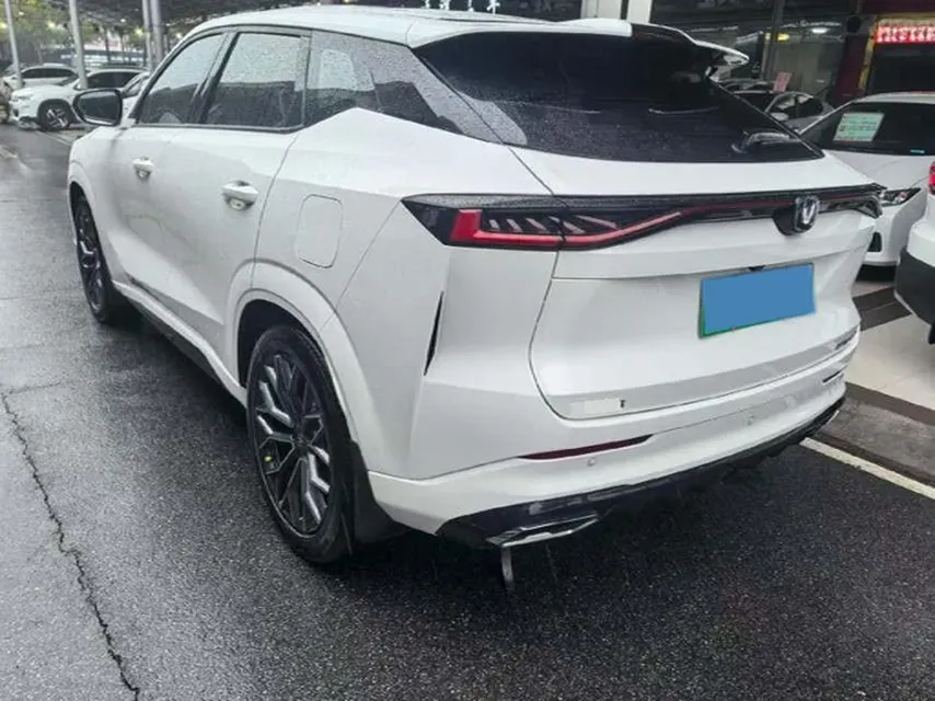 2024 ChangAn UNI-Z 1.5L 98HP L4 E-CVT PHEV 18.4KWH,autocango,china used car exporter,china ev exporter,chinese used car exporter,chinese used ev exporter