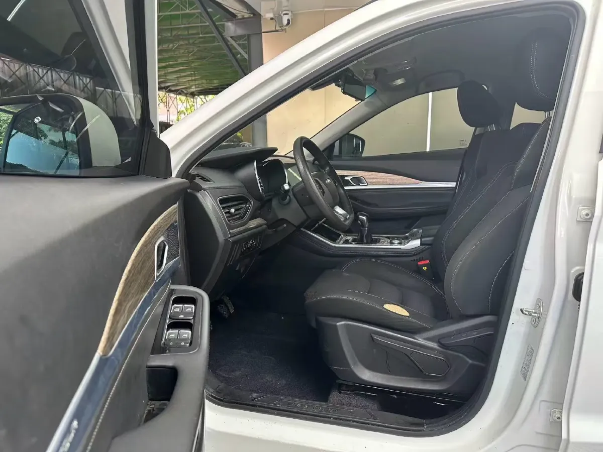 2020 Jetour X90 1.5T 156HP L4 6MT,autocango,china used car exporter,china ev exporter,chinese used car exporter,chinese used ev exporter