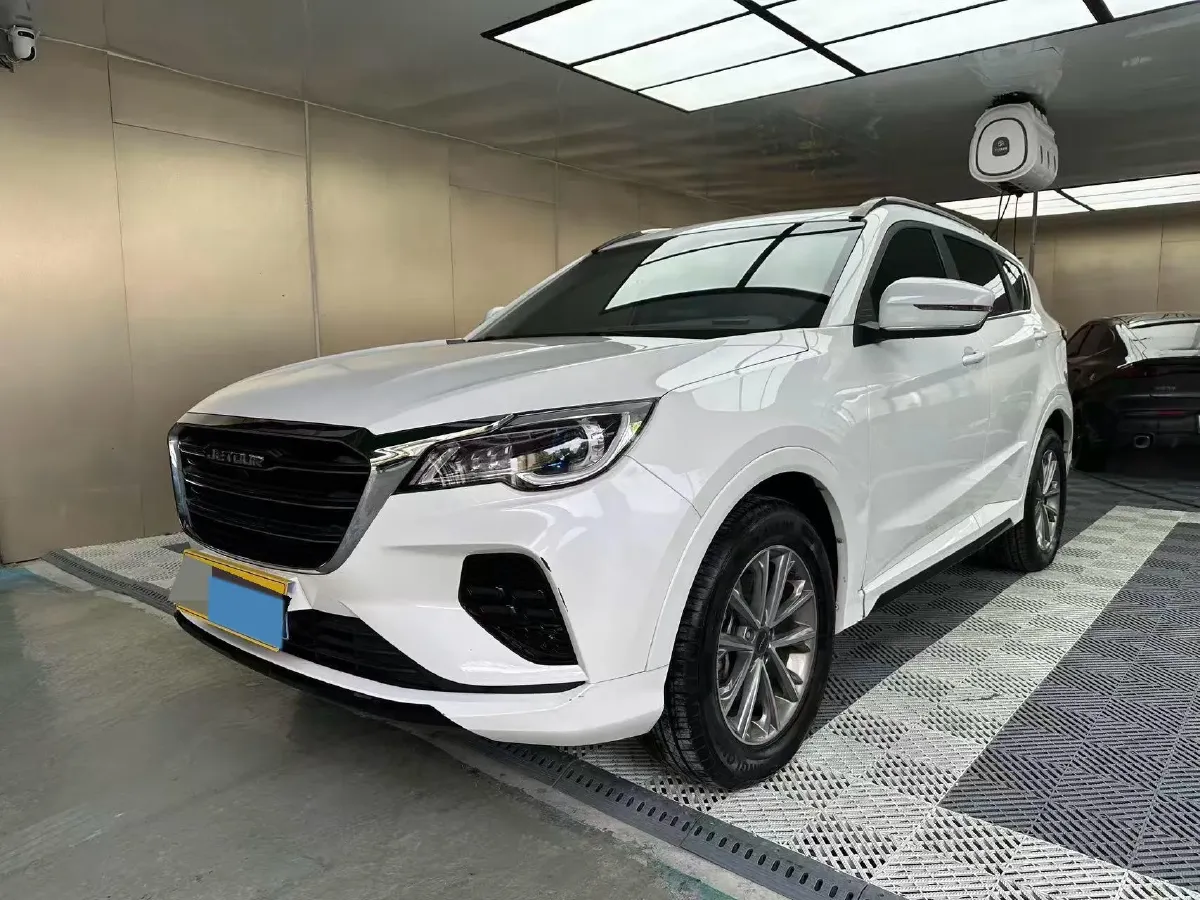 2020 Jetour X90 1.5T 156HP L4 6MT,autocango,china used car exporter,china ev exporter,chinese used car exporter,chinese used ev exporter
