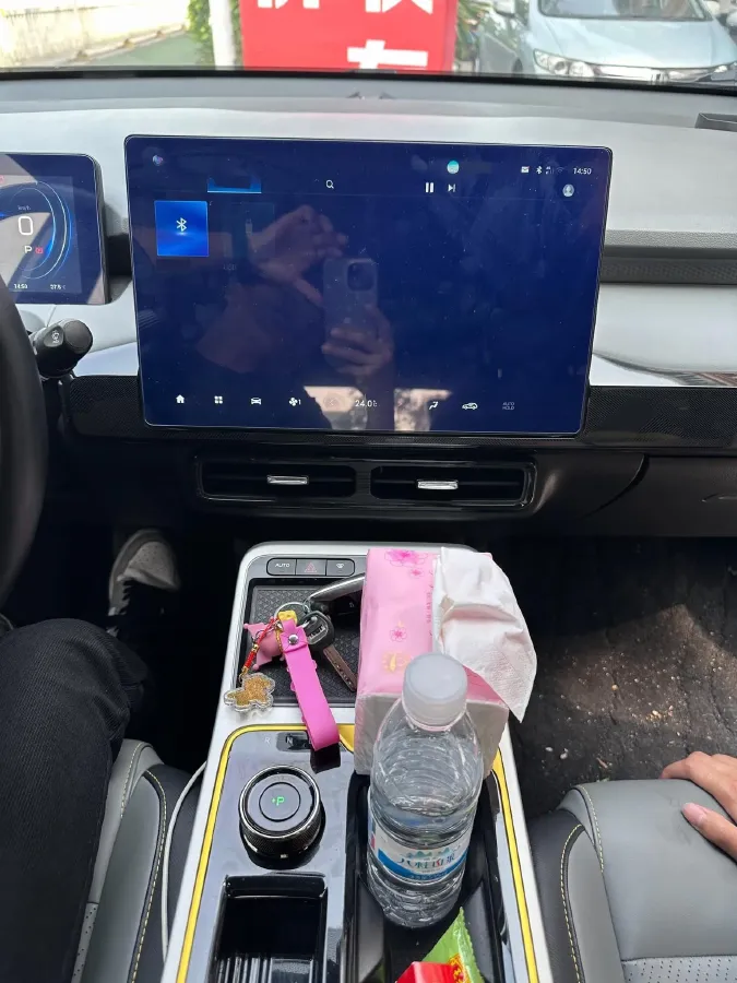 2022 Geely Okavango 1.8T 184HP L4 7DCT,autocango,china used car exporter,china ev exporter,chinese used car exporter,chinese used ev exporter