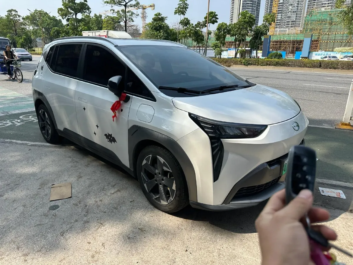 2022 Geely Okavango 1.8T 184HP L4 7DCT,autocango,china used car exporter,china ev exporter,chinese used car exporter,chinese used ev exporter