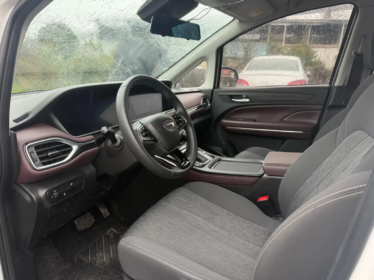 2021 GAC Trumpchi M6 1.5T 169HP L4 7DCT,autocango,china used car exporter,china ev exporter,chinese used car exporter,chinese used ev exporter