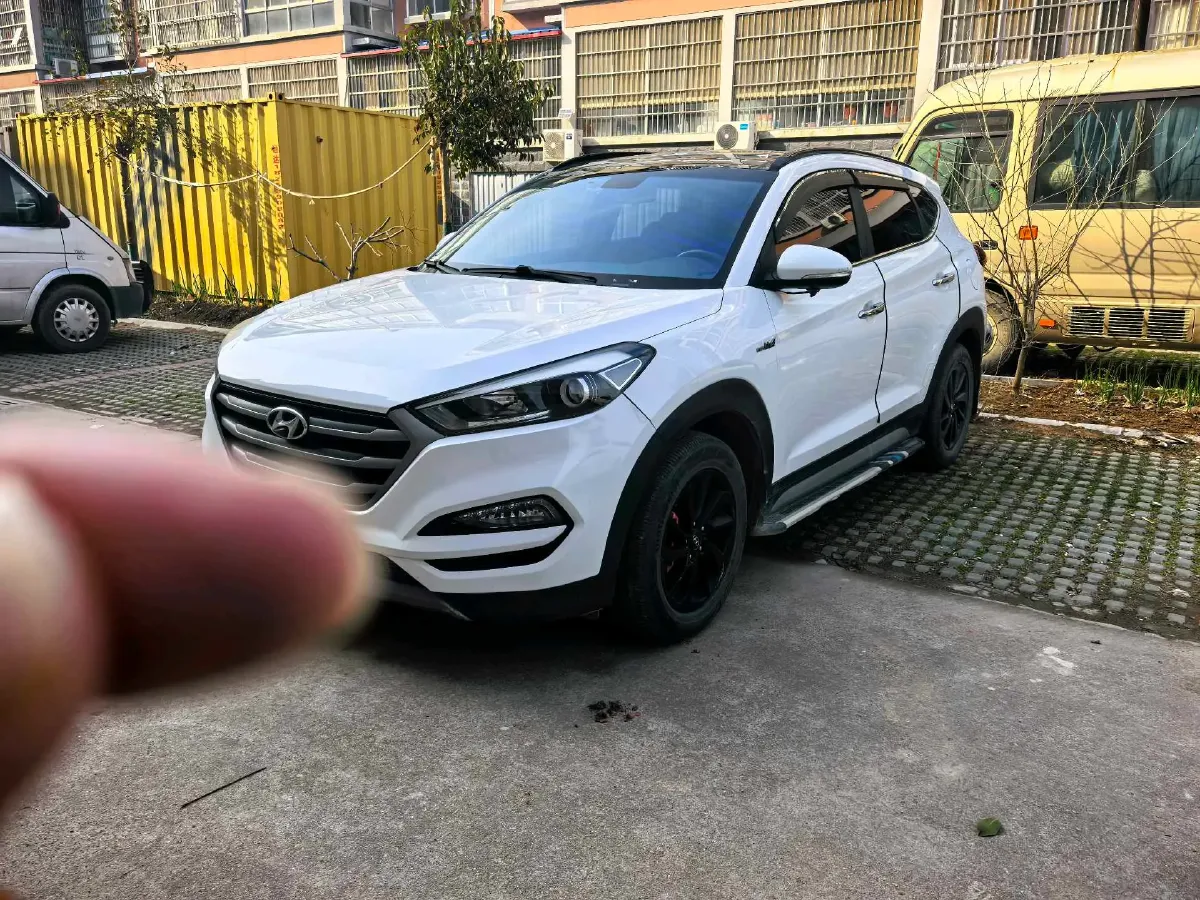 2018 Hyundai Tucson 1.6T 177HP L4 7DCT,autocango,china used car exporter,china ev exporter,chinese used car exporter,chinese used ev exporter