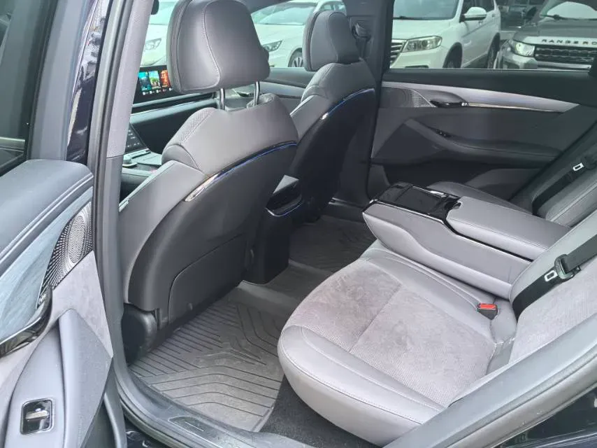 2024 Voyah ZhuiGuang 1.5T 136HP L4 PHEV 43KWH,autocango,china used car exporter,china ev exporter,chinese used car exporter,chinese used ev exporter