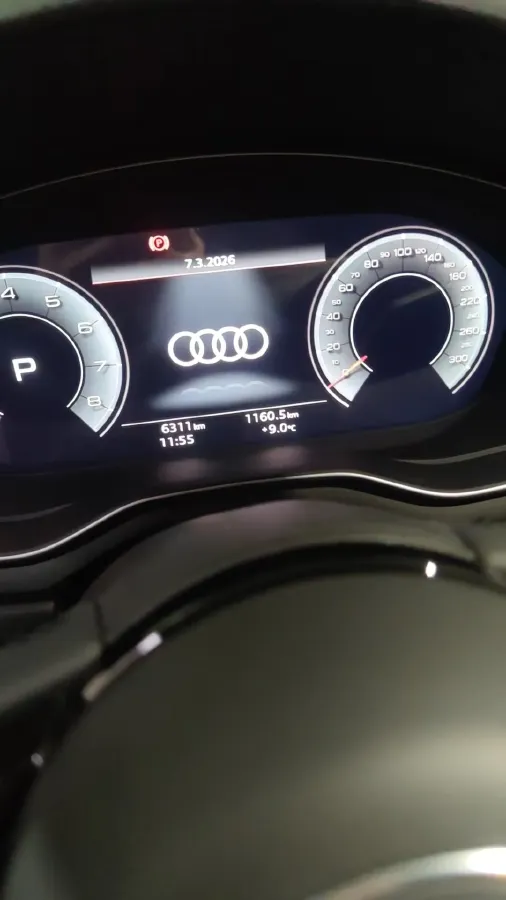 2023 Audi A4L 2.0T 190HP L4 7DCT,autocango,china used car exporter,china ev exporter,chinese used car exporter,chinese used ev exporter