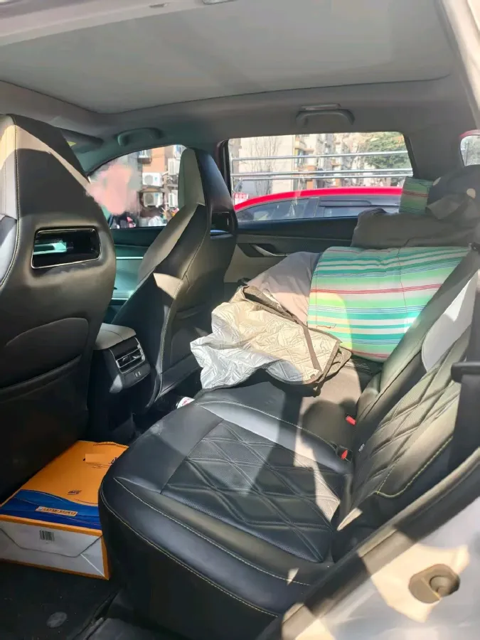 2023 ChangAn CS75 Plus 1.5T 188HP L4 8AT,autocango,china used car exporter,china ev exporter,chinese used car exporter,chinese used ev exporter