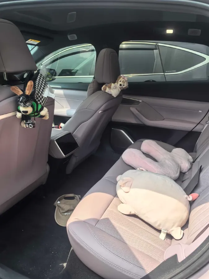 2024 ONVO L60 BEV 60KWH,autocango,china used car exporter,china ev exporter,chinese used car exporter,chinese used ev exporter