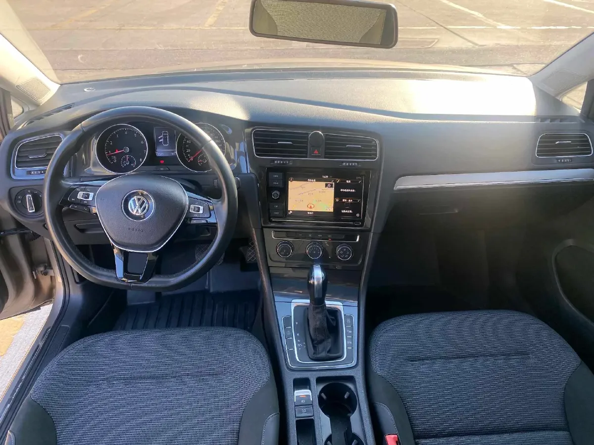 2019 Brilliance Auto V7 1.8T 231HP L4 7DCT,autocango,china used car exporter,china ev exporter,chinese used car exporter,chinese used ev exporter