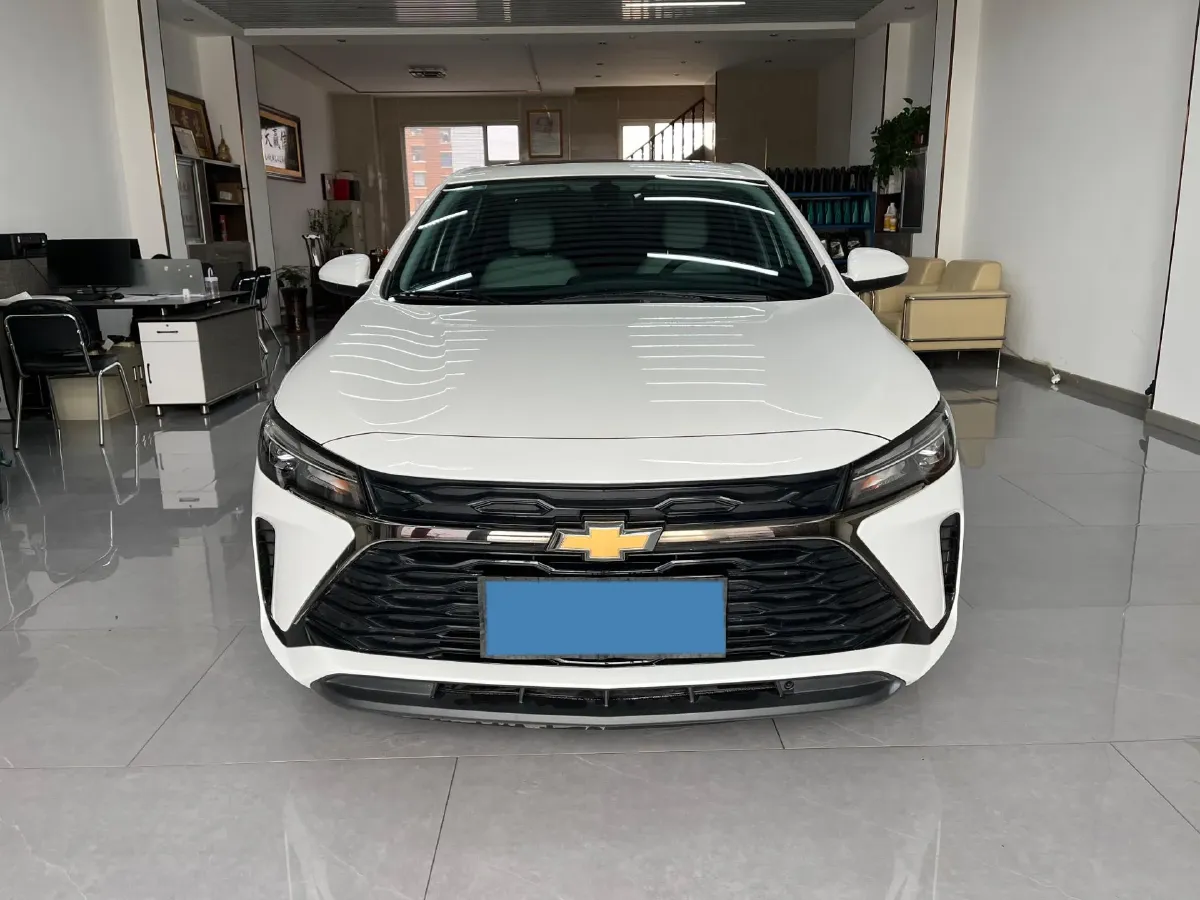 2023 Chevrolet Monza 1.5L 113HP L4 6DCT,autocango,china used car exporter,china ev exporter,chinese used car exporter,chinese used ev exporter
