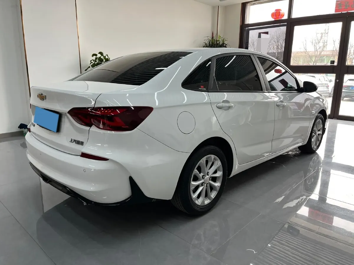 2023 Chevrolet Monza 1.5L 113HP L4 6DCT,autocango,china used car exporter,china ev exporter,chinese used car exporter,chinese used ev exporter