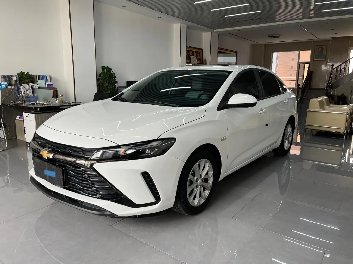 2023 Chevrolet Monza 1.5L 113HP L4 6DCT,autocango,china used car exporter,china ev exporter,chinese used car exporter,chinese used ev exporter