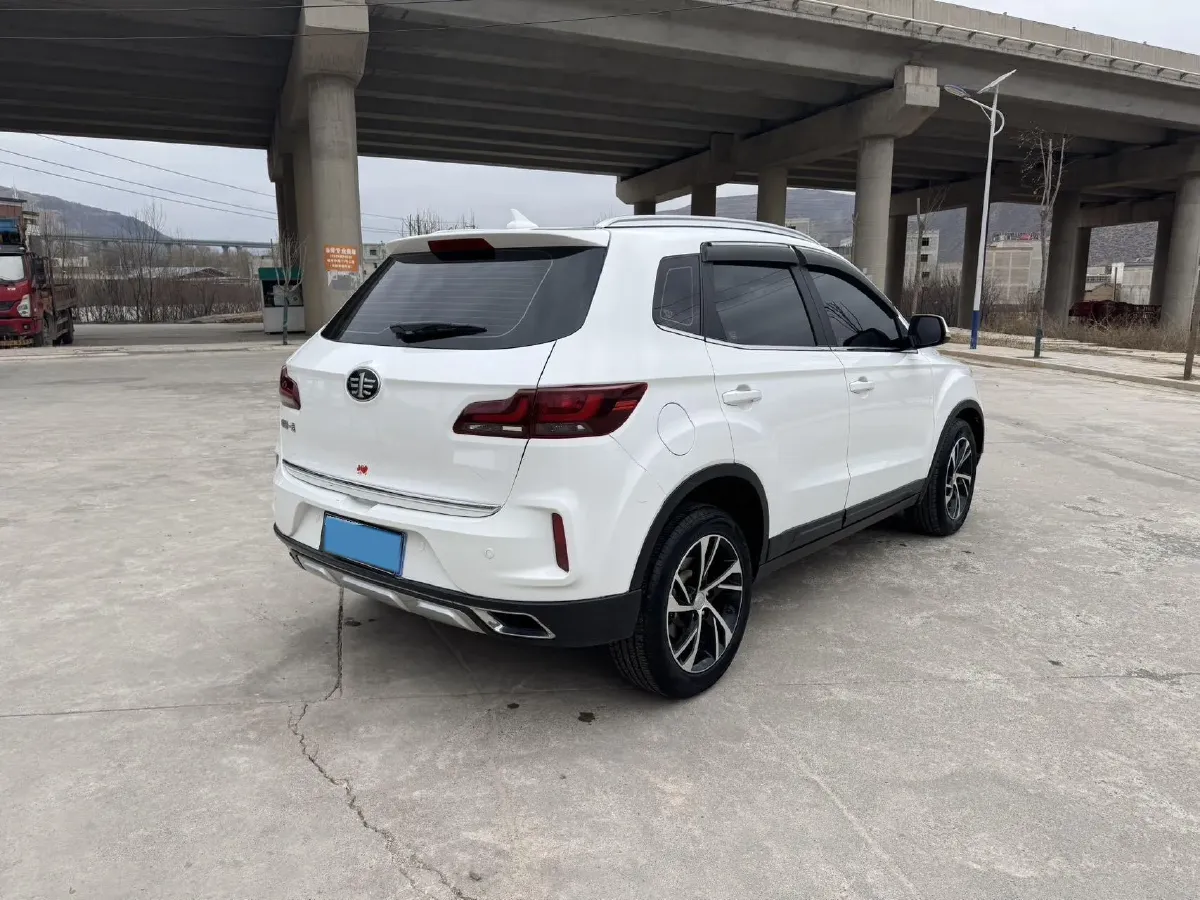 2019 Bestune X40 1.6L 114HP L4 6AT,autocango,china used car exporter,china ev exporter,chinese used car exporter,chinese used ev exporter