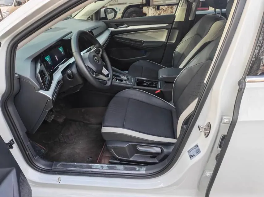 2023 Volkswagen Golf 1.4T 150HP L4 7DCT,autocango,china used car exporter,china ev exporter,chinese used car exporter,chinese used ev exporter