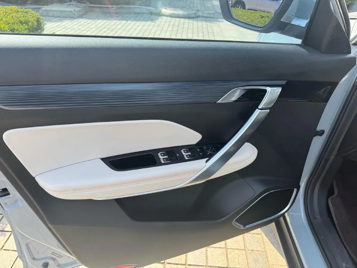 2022 Geely Azkarra 1.8T 184HP L4 7DCT,autocango,china used car exporter,china ev exporter,chinese used car exporter,chinese used ev exporter