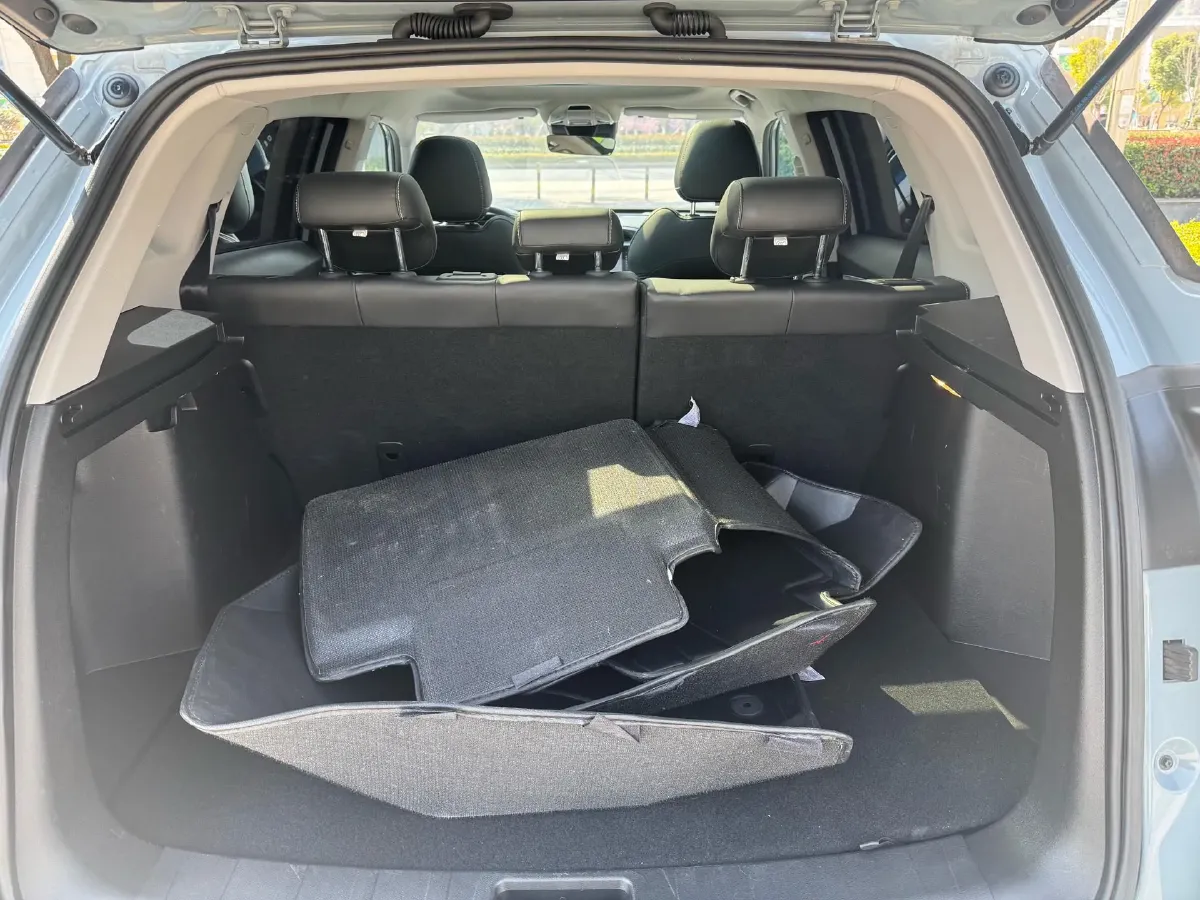 2022 Geely Azkarra 1.8T 184HP L4 7DCT,autocango,china used car exporter,china ev exporter,chinese used car exporter,chinese used ev exporter