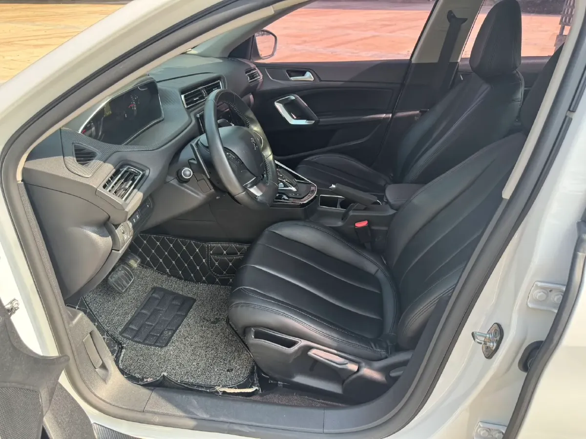 2019 Peugeot 308 1.2T 136HP L3 6AT,autocango,china used car exporter,china ev exporter,chinese used car exporter,chinese used ev exporter