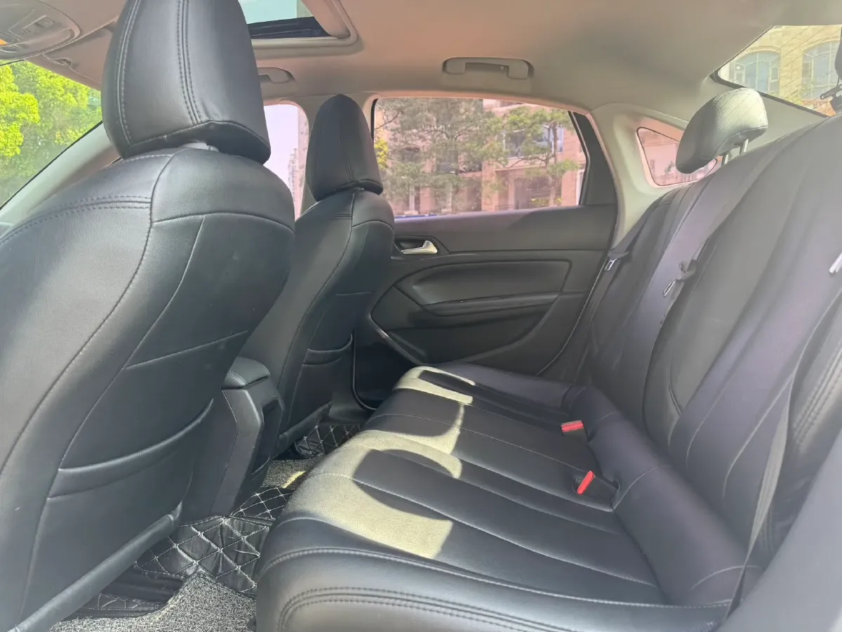 2019 Peugeot 308 1.2T 136HP L3 6AT,autocango,china used car exporter,china ev exporter,chinese used car exporter,chinese used ev exporter