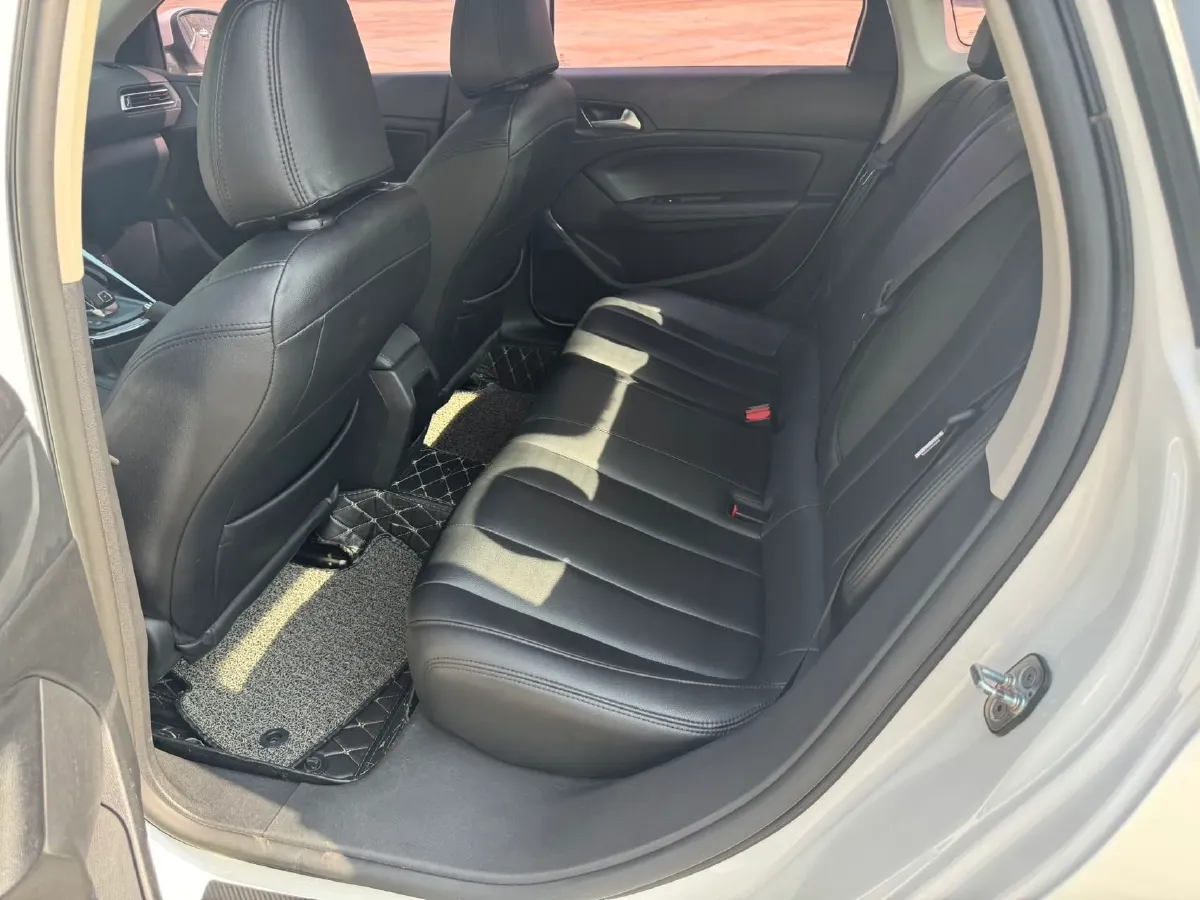 2019 Peugeot 308 1.2T 136HP L3 6AT,autocango,china used car exporter,china ev exporter,chinese used car exporter,chinese used ev exporter