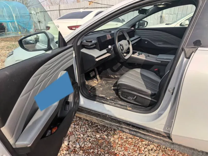 2024 Geely Galaxy E8 BEV 62KWH,autocango,china used car exporter,china ev exporter,chinese used car exporter,chinese used ev exporter