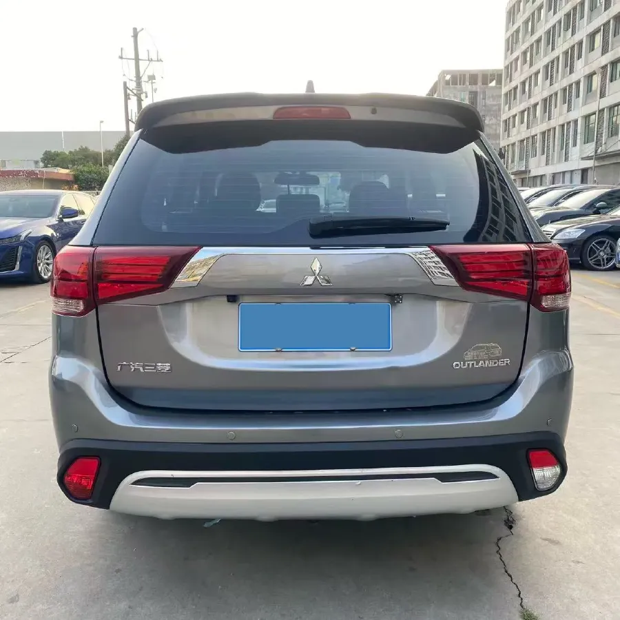 2019 Mitsubishi Outlander 2.0L 166HP L4 CVT,autocango,china used car exporter,china ev exporter,chinese used car exporter,chinese used ev exporter