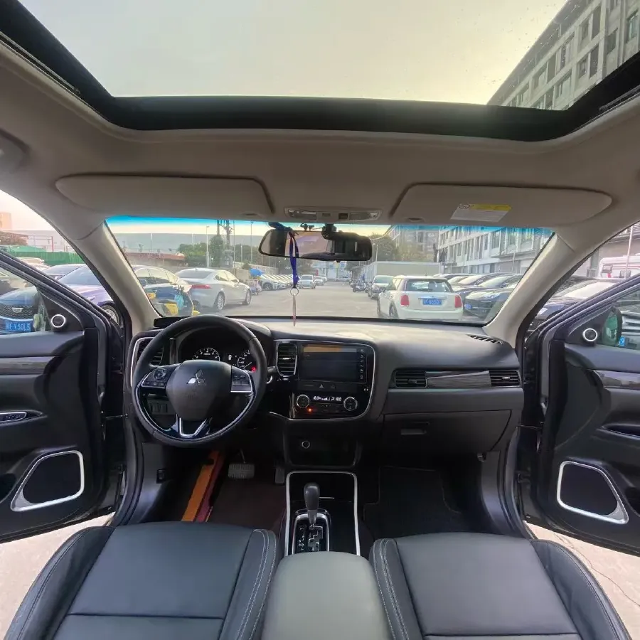 2019 Mitsubishi Outlander 2.0L 166HP L4 CVT,autocango,china used car exporter,china ev exporter,chinese used car exporter,chinese used ev exporter