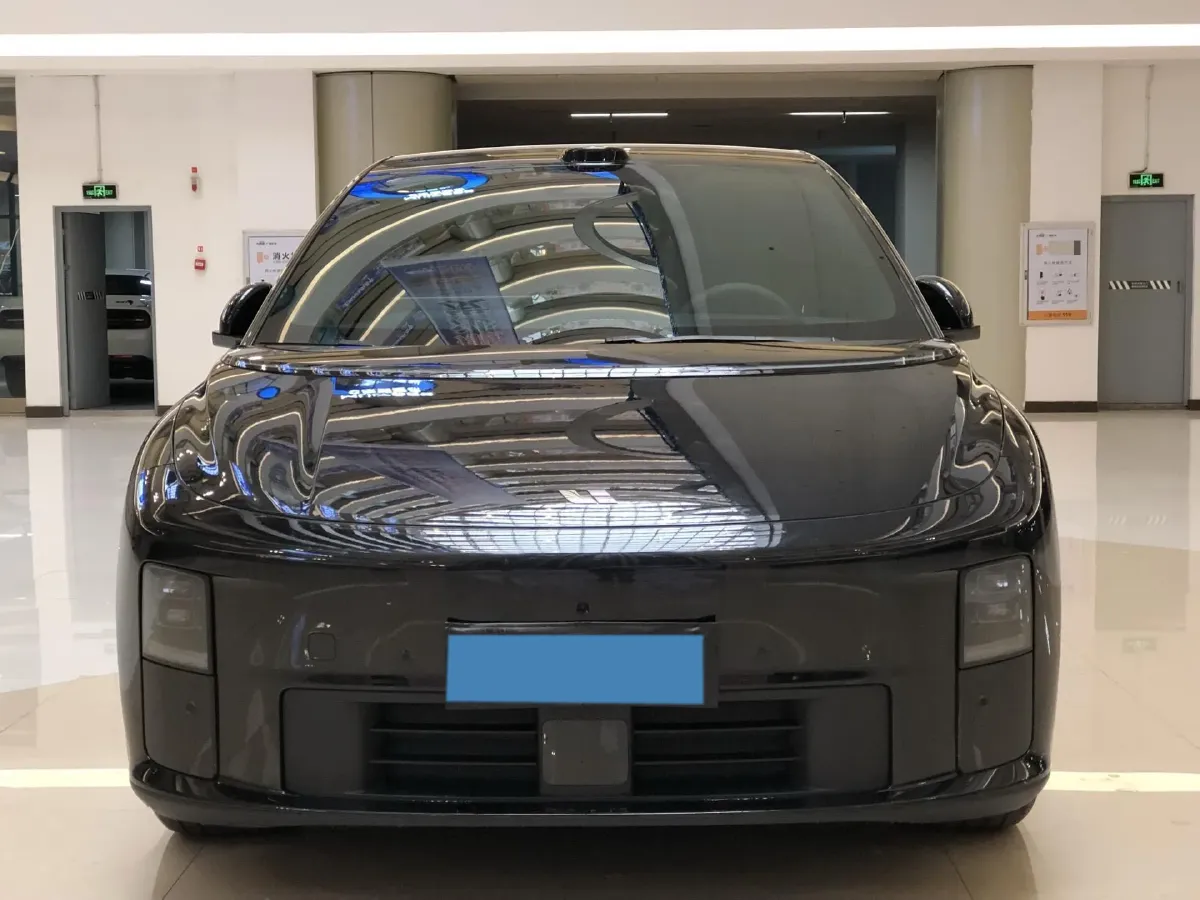 2025 Li i6 BEV,autocango,china used car exporter,china ev exporter,chinese used car exporter,chinese used ev exporter