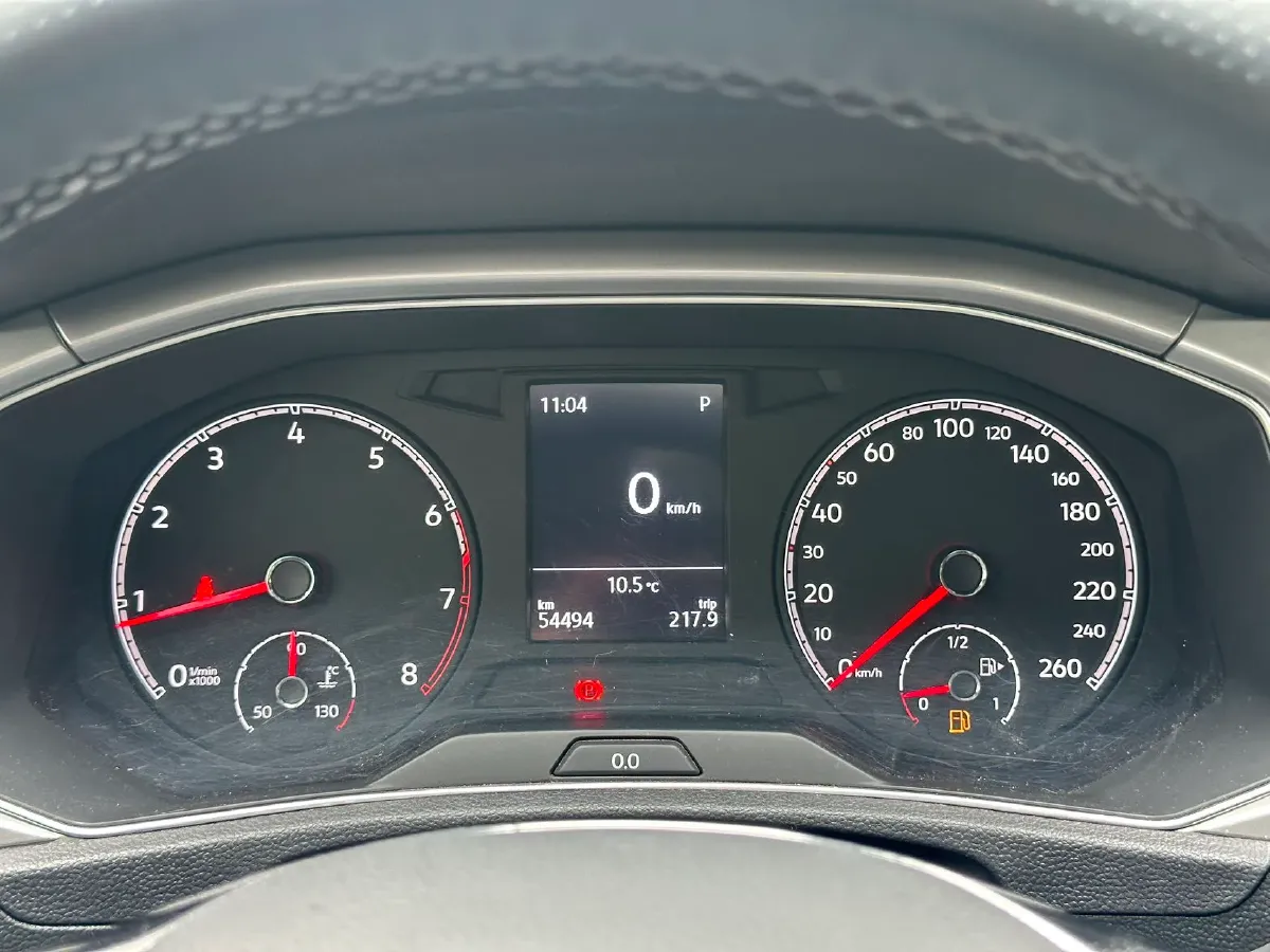 2021 Volkswagen T-Roc 1.4T 150HP L4 7DCT,autocango,china used car exporter,china ev exporter,chinese used car exporter,chinese used ev exporter