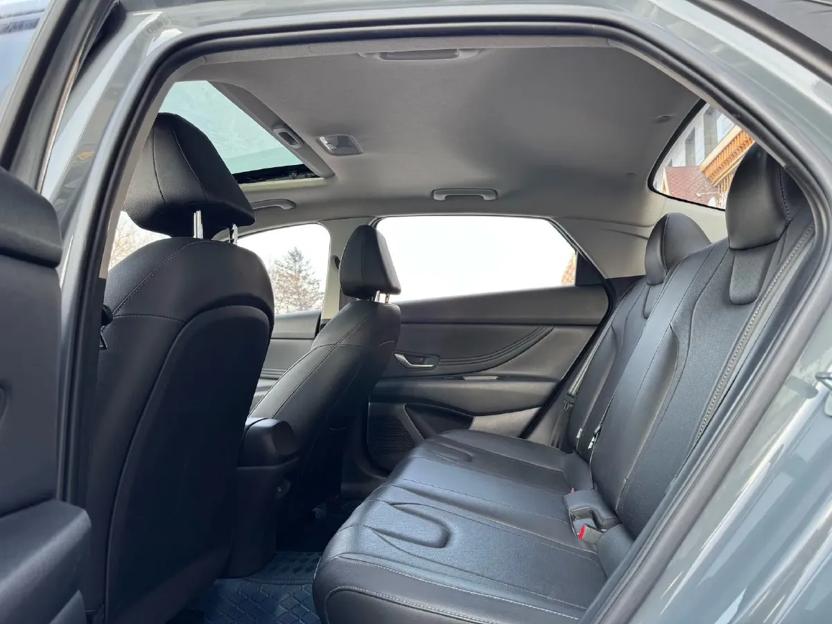 2021 Hyundai Elantra 1.5L 115HP L4 CVT,autocango,china used car exporter,china ev exporter,chinese used car exporter,chinese used ev exporter