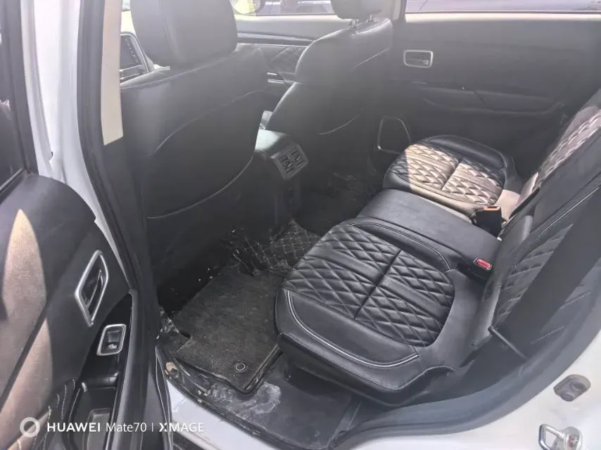 2021 Mitsubishi Outlander 2.4L 192HP L4 CVT,autocango,china used car exporter,china ev exporter,chinese used car exporter,chinese used ev exporter