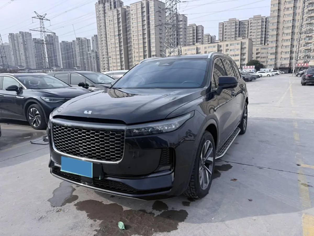 2021 Li ONE Range Extended 131HP REEV 40.5KWH,autocango,china used car exporter,china ev exporter,chinese used car exporter,chinese used ev exporter