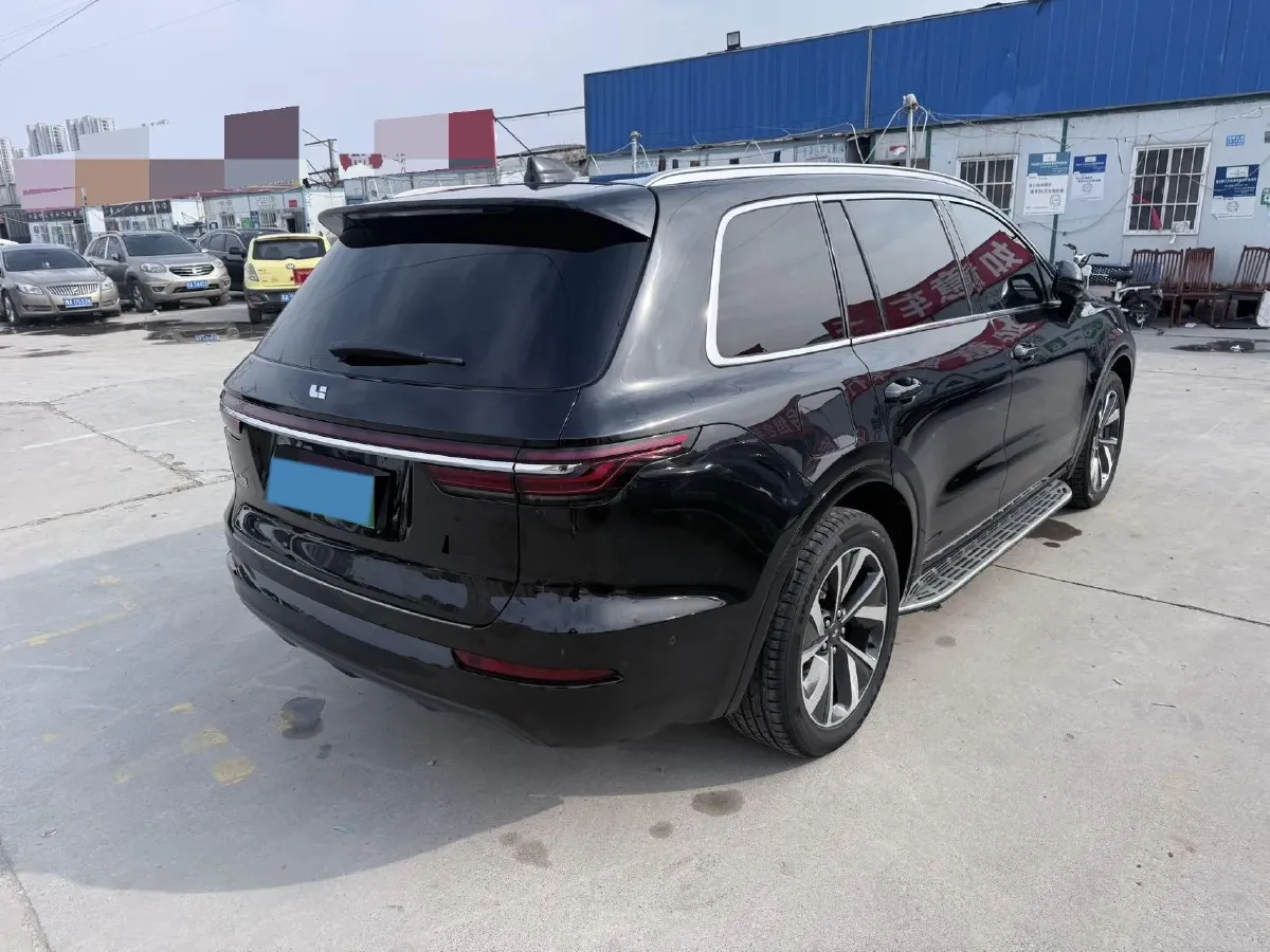 2021 Li ONE Range Extended 131HP REEV 40.5KWH,autocango,china used car exporter,china ev exporter,chinese used car exporter,chinese used ev exporter