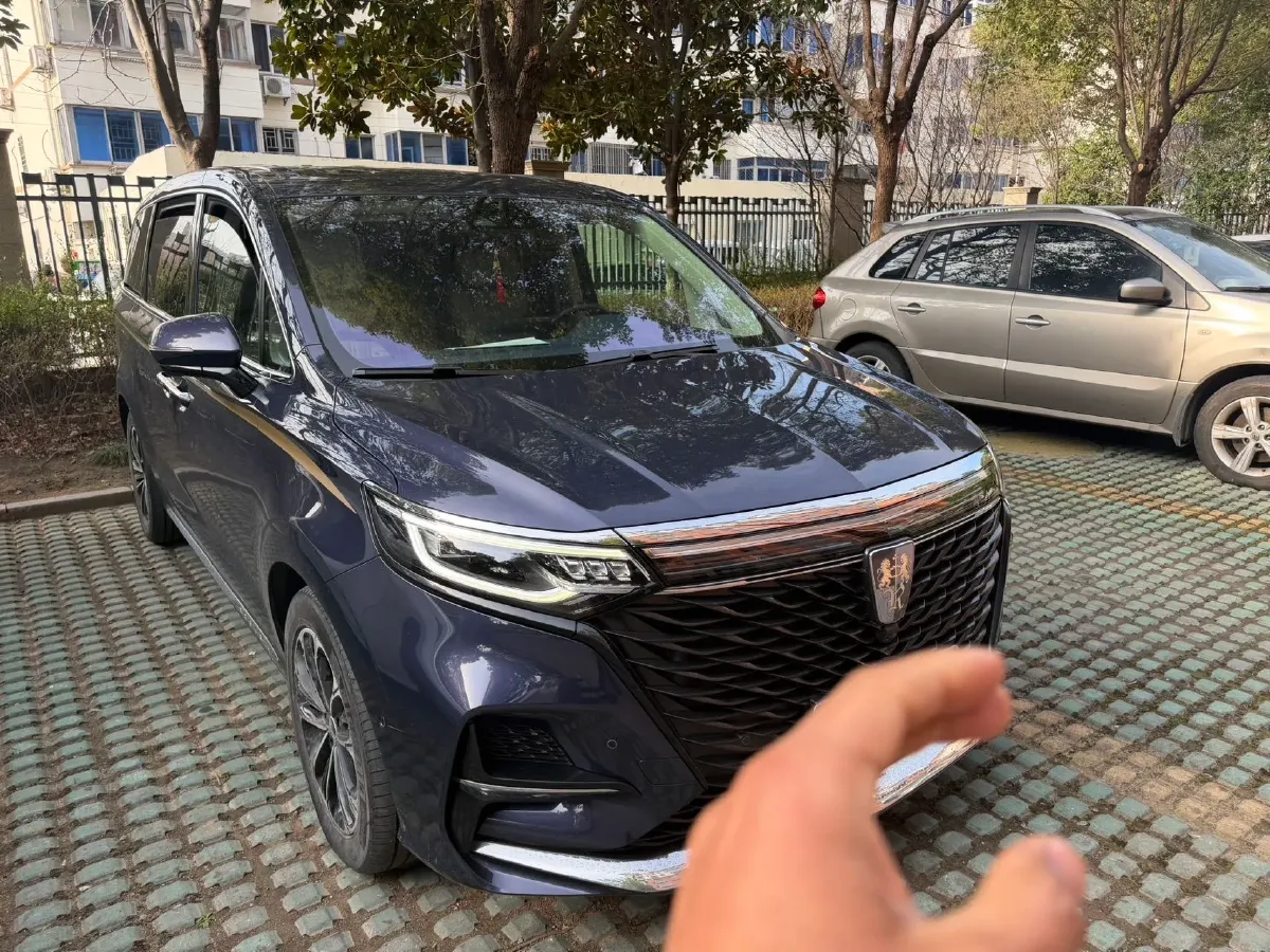 2021 Roewe iMAX8 2.0T 234HP L4 8AT,autocango,china used car exporter,china ev exporter,chinese used car exporter,chinese used ev exporter