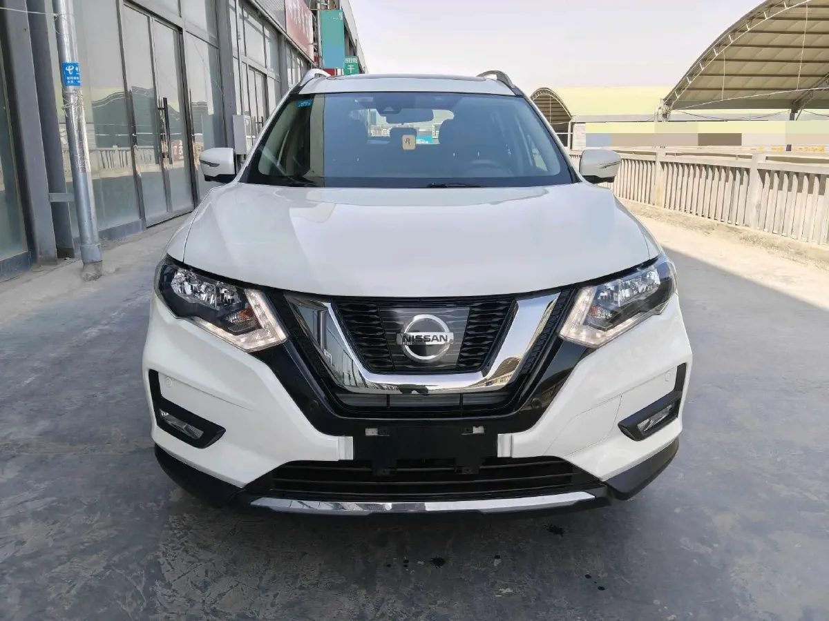 2019 Nissan X-Trail 2.5L 186HP L4 CVT,autocango,china used car exporter,china ev exporter,chinese used car exporter,chinese used ev exporter