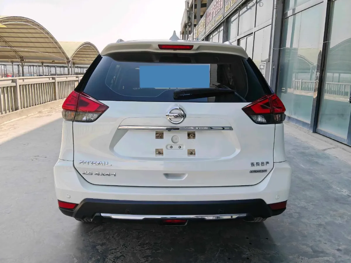 2019 Nissan X-Trail 2.5L 186HP L4 CVT,autocango,china used car exporter,china ev exporter,chinese used car exporter,chinese used ev exporter