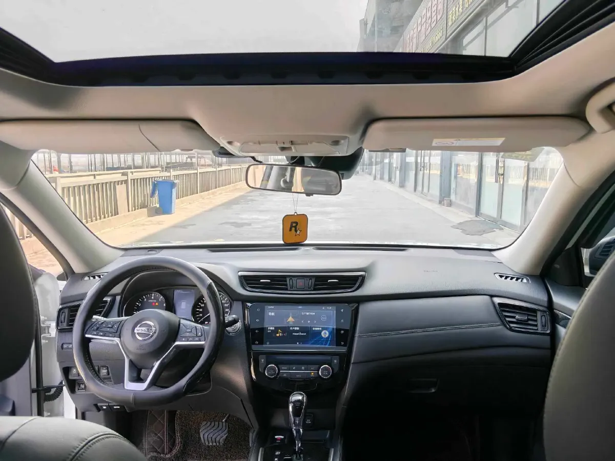 2019 Nissan X-Trail 2.5L 186HP L4 CVT,autocango,china used car exporter,china ev exporter,chinese used car exporter,chinese used ev exporter