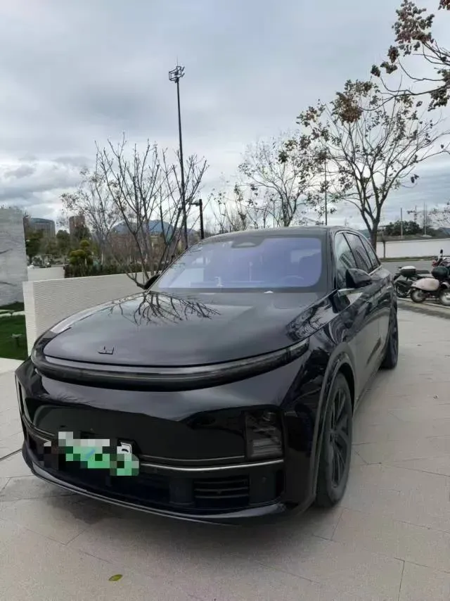 2023 Li L7 Range Extended 154HP REEV 40.9KWH,autocango,china used car exporter,china ev exporter,chinese used car exporter,chinese used ev exporter